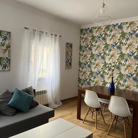 Bajo Al Lado Del Ayuntamiento Apartman Santender Kültér fotó
