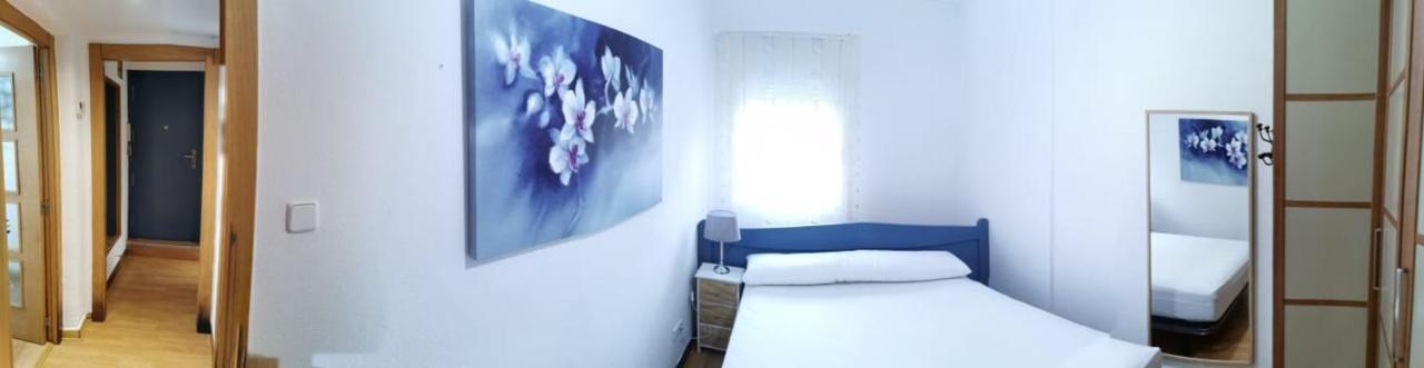 Bajo Al Lado Del Ayuntamiento Apartman Santender Kültér fotó