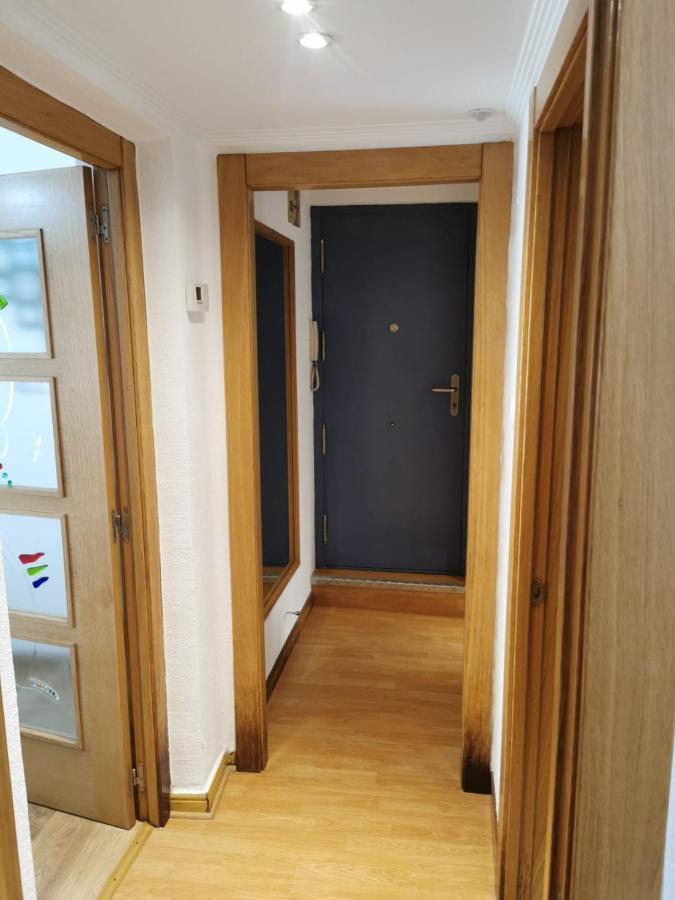 Bajo Al Lado Del Ayuntamiento Apartman Santender Kültér fotó