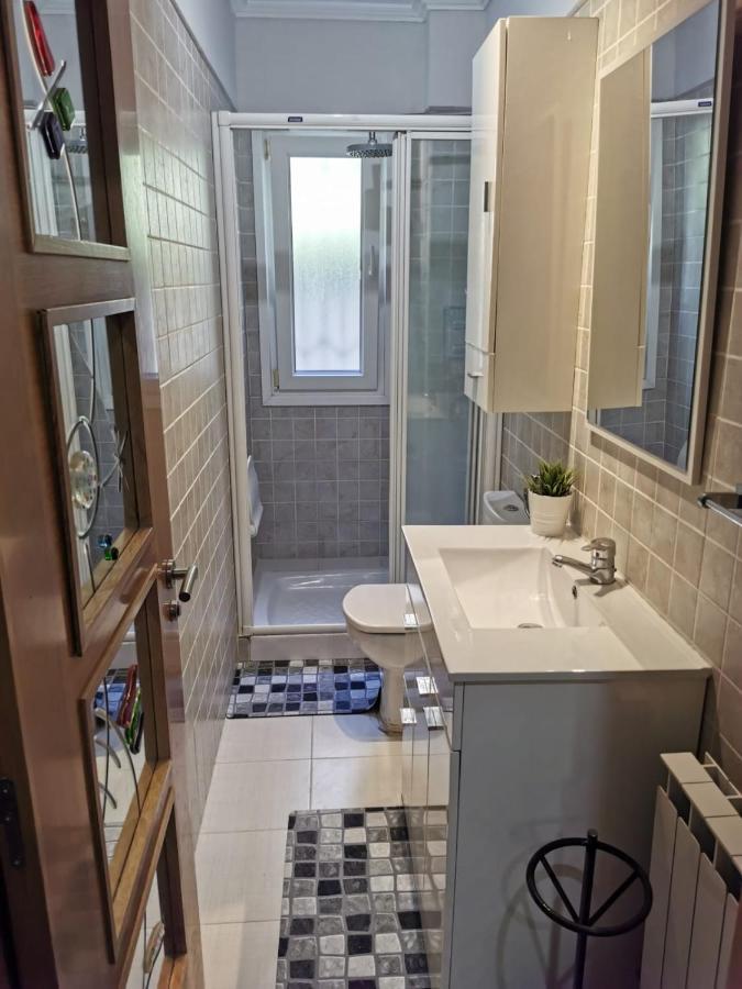 Bajo Al Lado Del Ayuntamiento Apartman Santender Kültér fotó